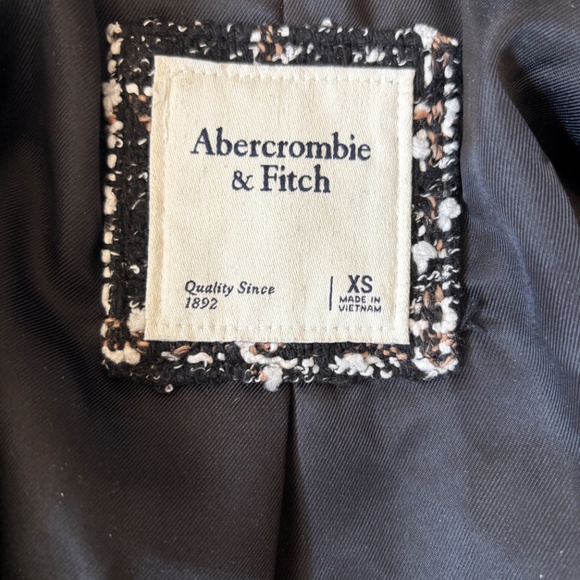 Abercrombie & Fitch cropped blazer - Picture 3 of 4